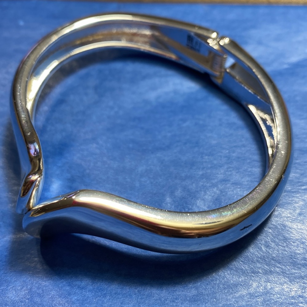 Vintage Robert Lee Morris Film Soho Silver Sculptural Hinged Bangle Bracelet - Picture 9 of 16